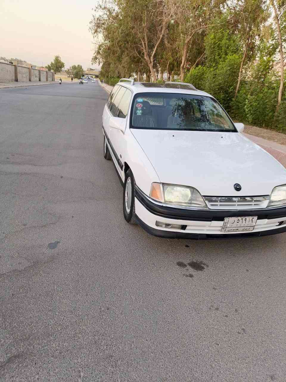 سلام عليكم عندنا اوبل اوميكا للبيع موديل 1992
محرك 20 كير و محرك بشرط قفل مركزي 
مشروع وطني لحد 2028 وكوبون بنزين
ثلاث قط صبغ .مابي أي خياس أو مشاكل ونضيفه
المكان كركوك
$30 بي مجال بسيط
***********
***********
