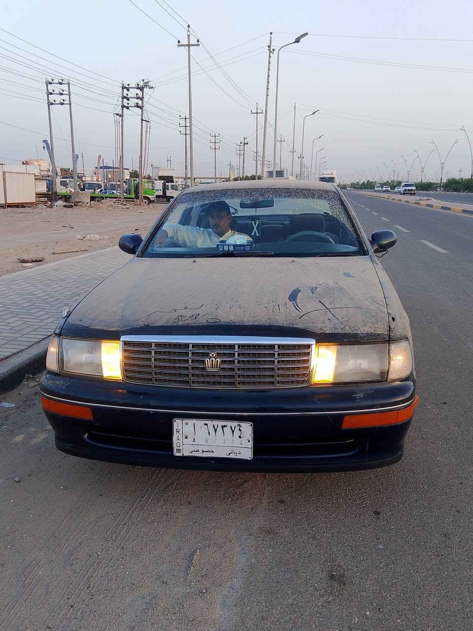 مشروع وطني شرط التحويل سنويه ضايعه وبيهه كتاب ... مكفوله ... و بدون صبغ كير محرك حداده كهربائيات كامله دشبول جديد ابطاين جدد .  سياره جاهزه(السعر ٢٨) وبيهه مجال قليل ... مكان بصره الزبير 
***********

