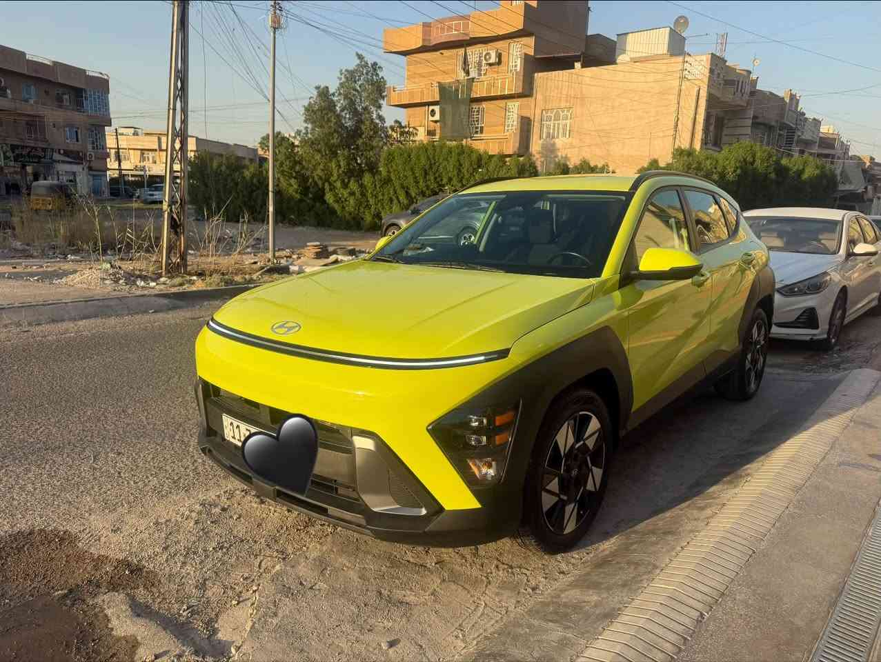 سلام عليكم
كونه 2024 وارد امريكي كلين تايتل
 السياره كلين بدون حادث وصبغ 
مكينه 2000 دوش 
مواصفاته فول عدا الفتحه 
بصمه كشن كهربائي ودفئه 
تبريد قطعتين وتحكم منفصل 
رادار امامي وخلفي 
شاشه دجتل 
ماشيه 21 الف 
السعر : 165 $ 
الهاتف : *********** مكان بغداد
