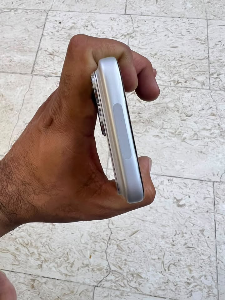 سلام عليكم ايفون 17 برو ماكس ايسم ذاكره 256 بطاريه 100 لون سلفر فقط هاي ضربه بالشاصي بي والكلاسه بيه فطر تبديله بسيط ممفتوح جهاز فقط ذني بي عنوان بغداد
***********
