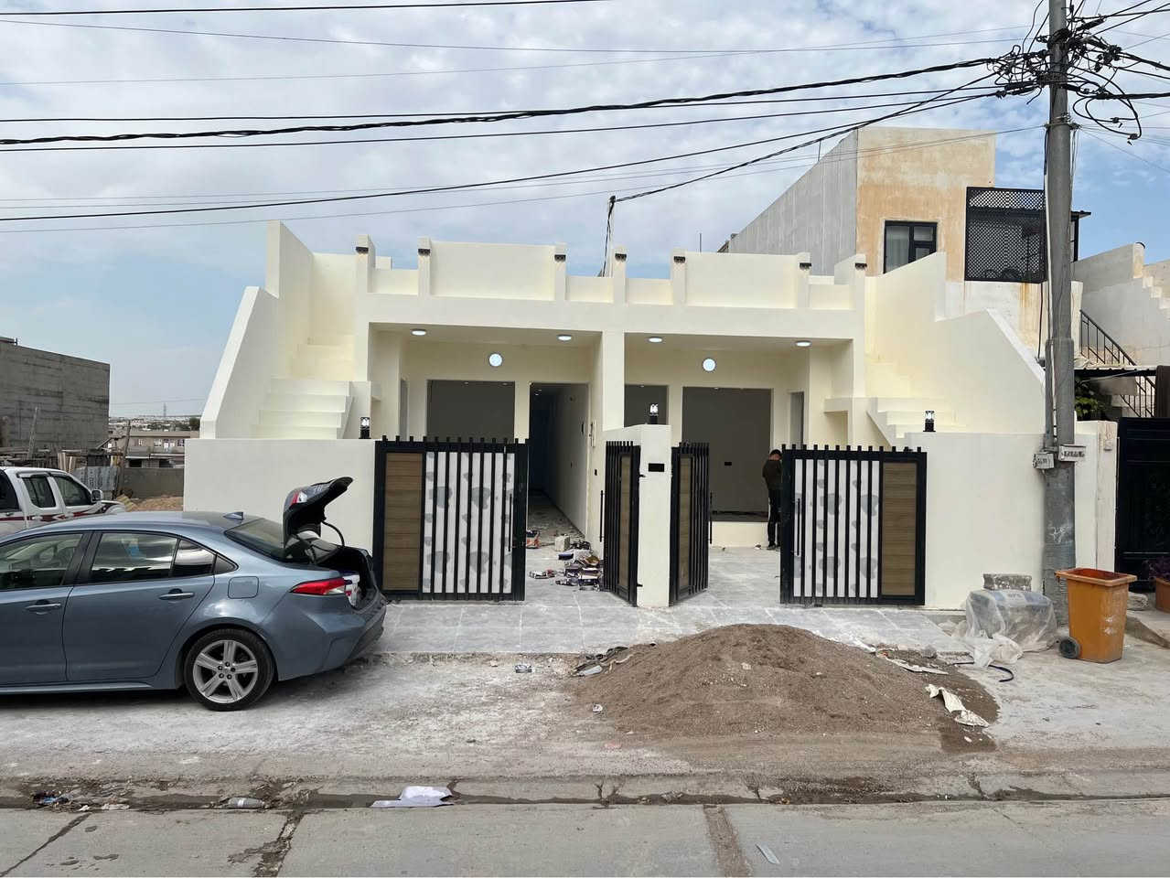 صباغ بيويت صبغ درجة اولى رقم موبايل *********** غرفه ب ٢٥ الف واجهة ١٠٠ متر ب٥٠ الف كركوك, العراق
