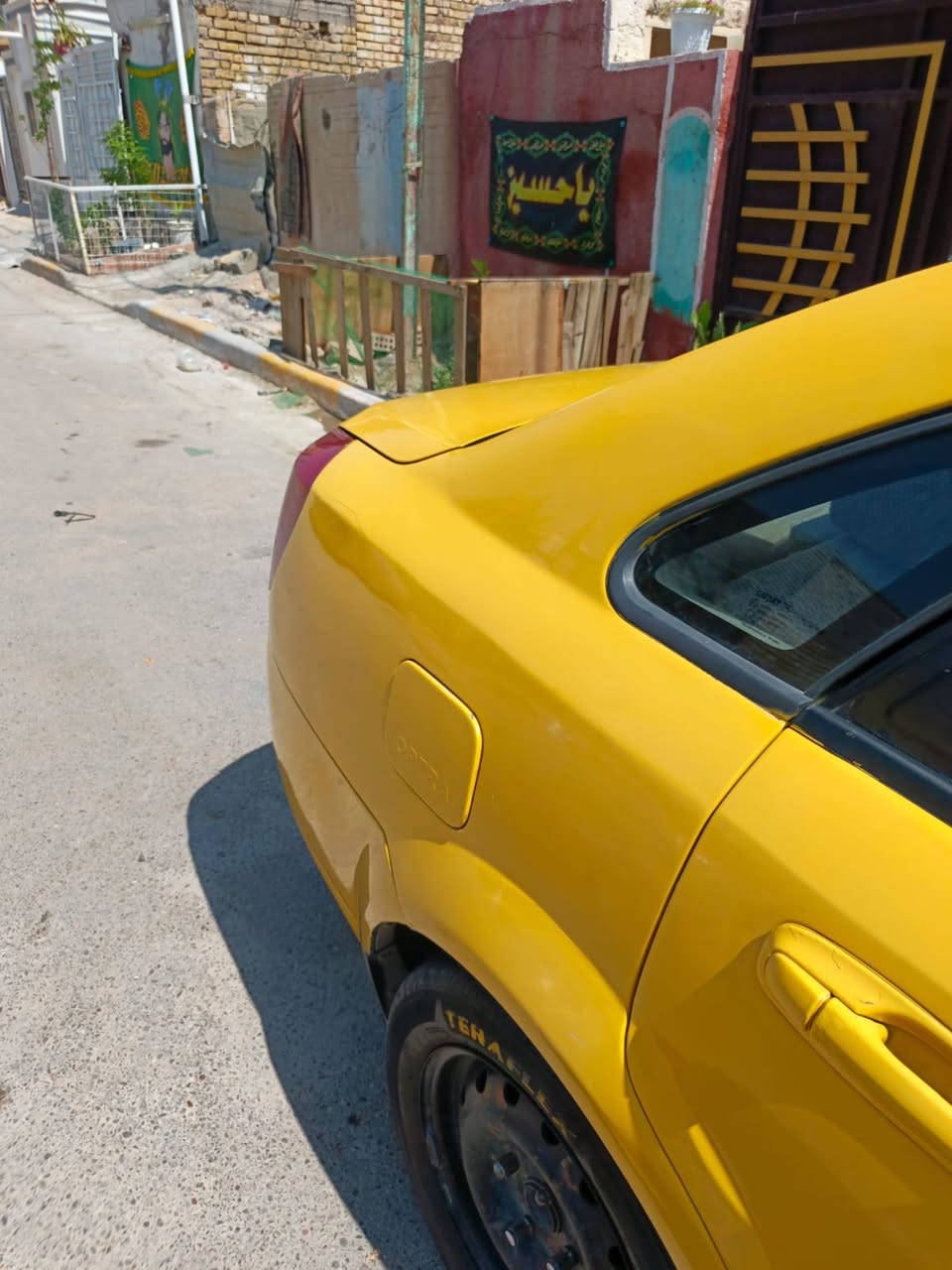 السلام عليكم فورنزا البيع موديل 2007 بيها منضومه غاز تبريد شغال بيها ملاحضات قليله الستفسار خاص  ***********
