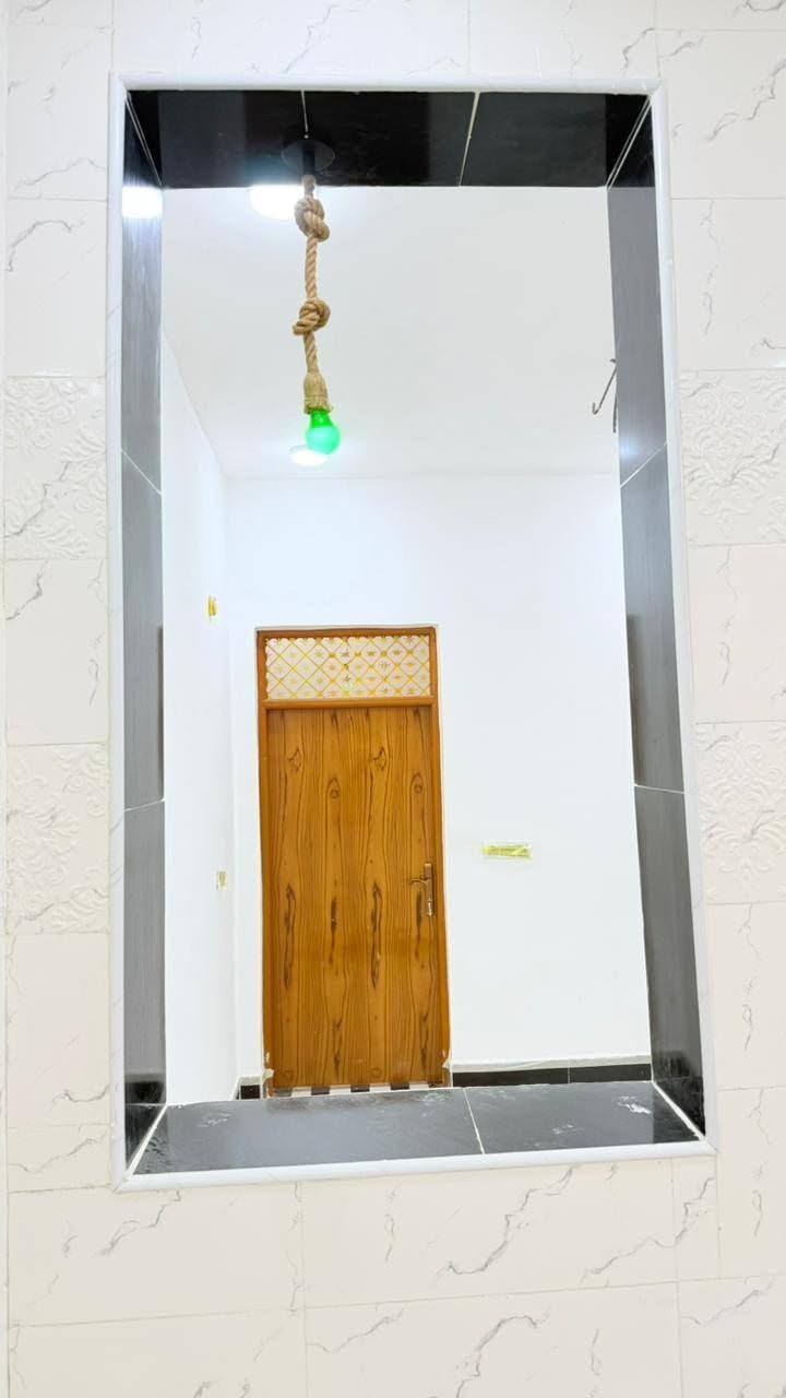 سلام عليكم 🏠🏠🏠
#دار_مساحه_60 متر البيع 

طابو زراعي سند ٢٥ 

حي ميسان #شارع ٦٠ خلف سكله الكرعاوي 

بناء ممتاز 

درجه اولى 

السعر 24 مع المجال البسيط 

***********

وبيه واتساب
