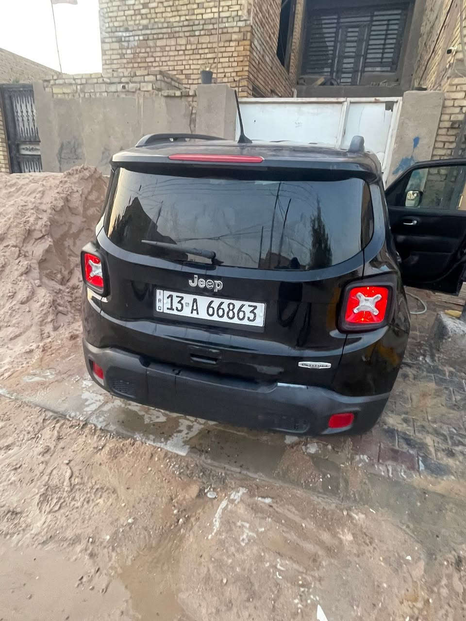 جيب رينجيد 2020
حادثه بنيد  وضربه خفيفه بلجاملغ اليم السايق ع بارد 
ماشيه 150الف 

مكاني ميسان 
السعر 110 وبيه مجال 
***********
للاستفسار ع رقم
