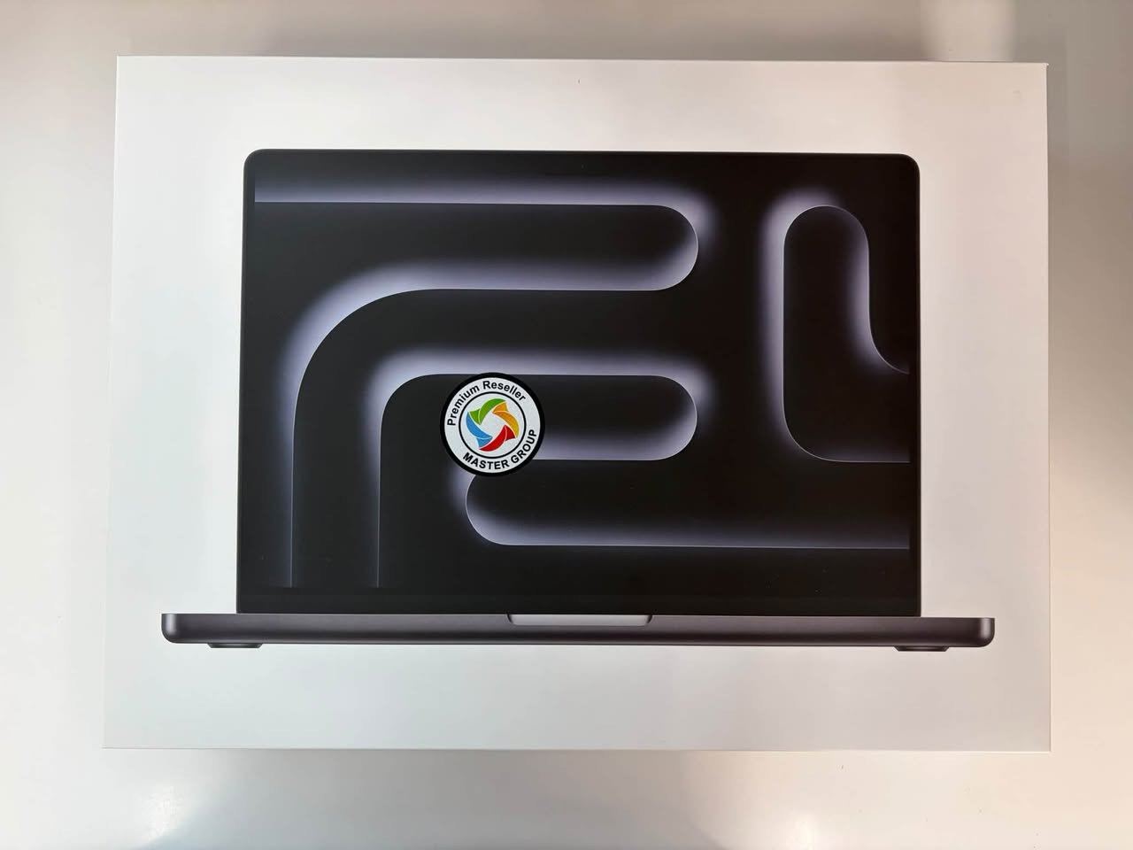 ماك بوك برو M4 • ١٦جيجا • ٥١٢جيجا
