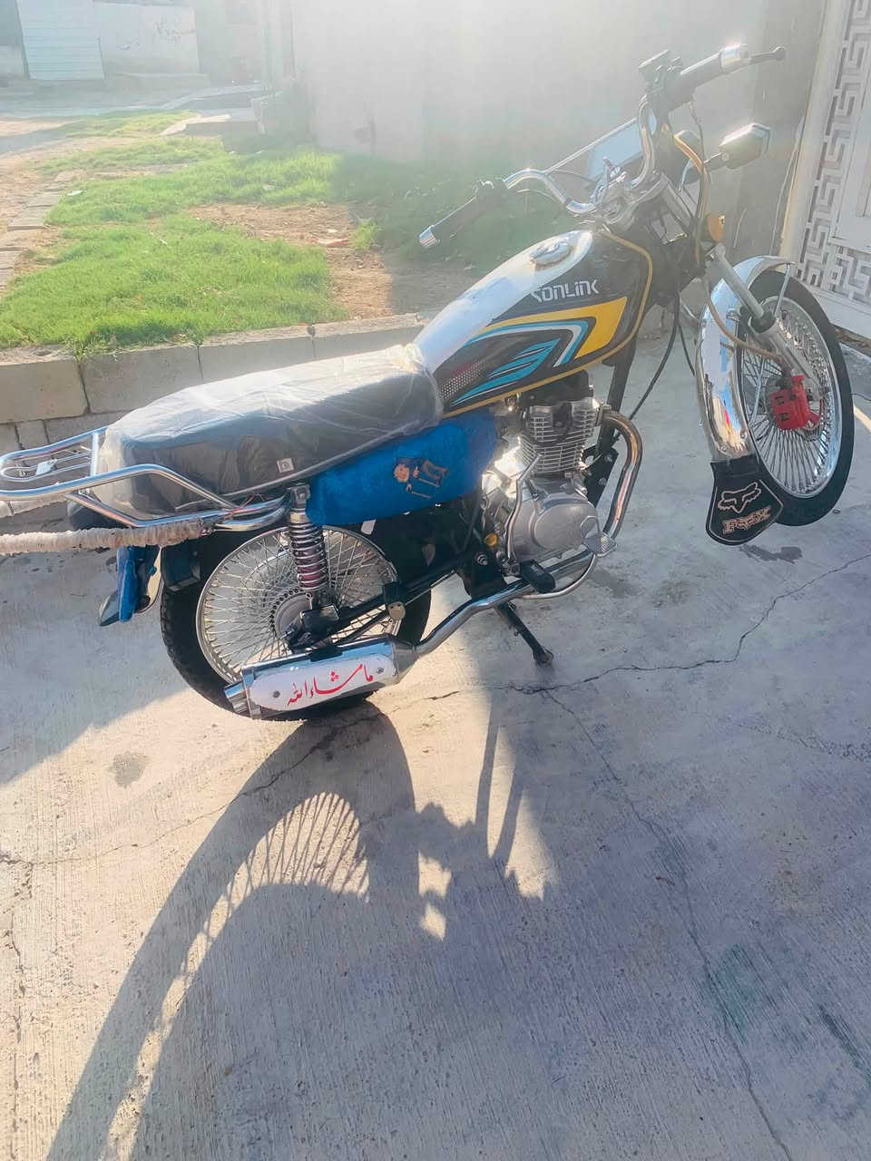 دراجه تايكر البيع دراجه نضيفه /24شكل//25سعر 650وبيه مجال مكاني دياله شهربات هاذه رقم ***********
