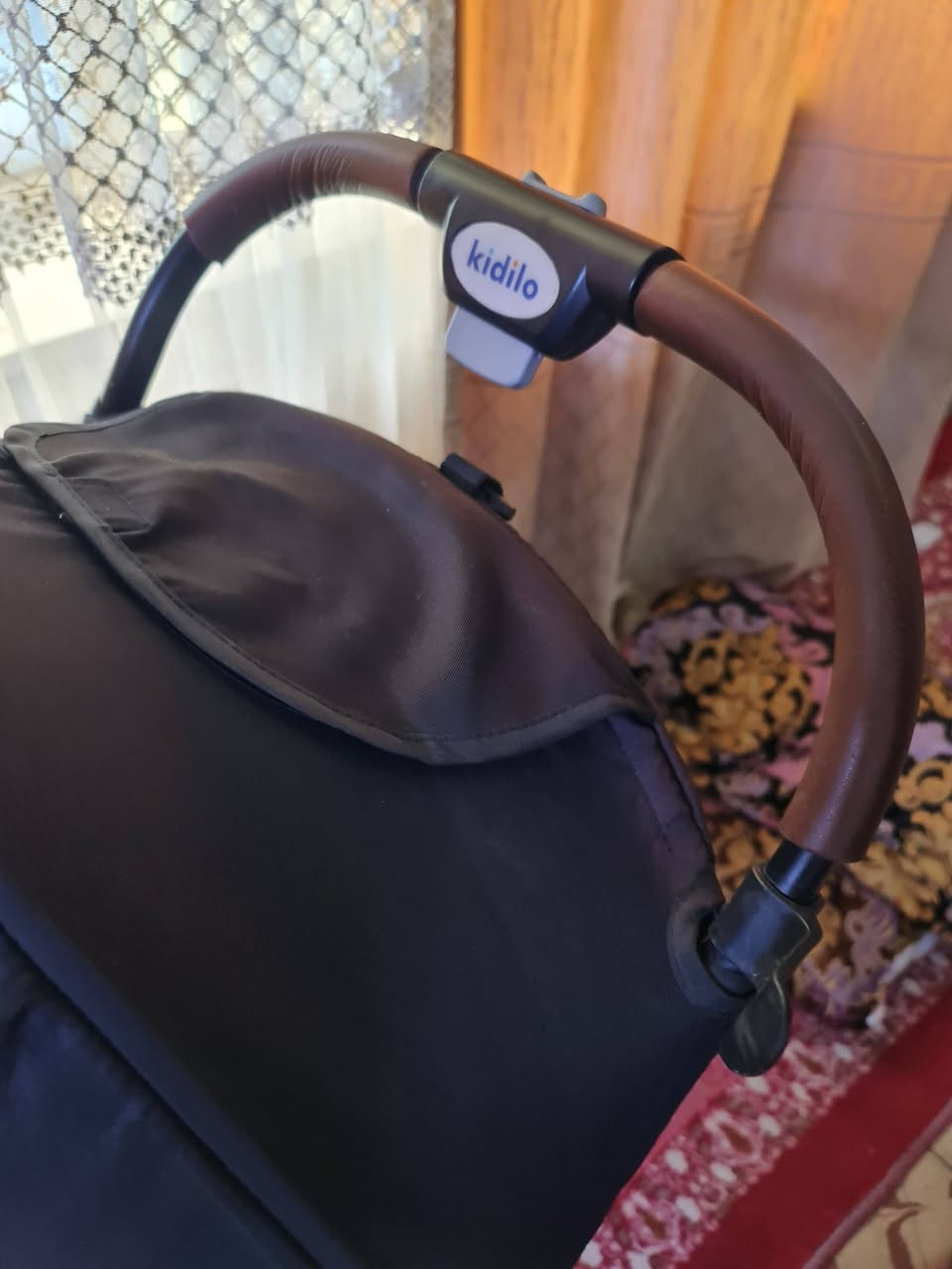 كيديلو 
ب٨٥ الف
مع التوصيل 
***********
