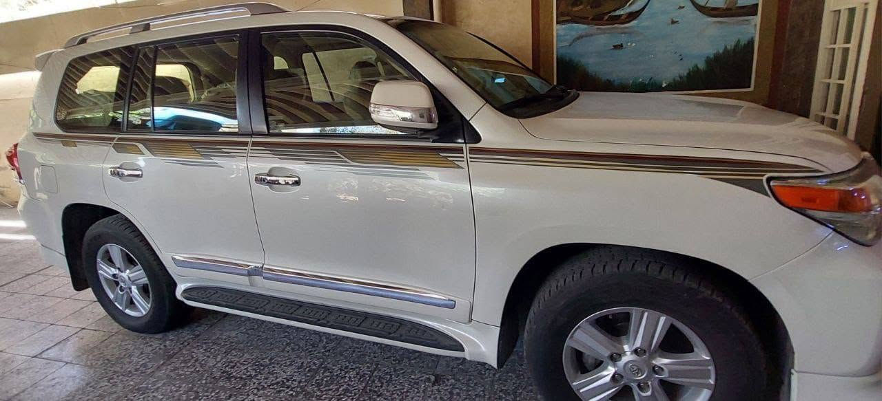 لاندكروزر • ٢٠١٤ • V8 4600