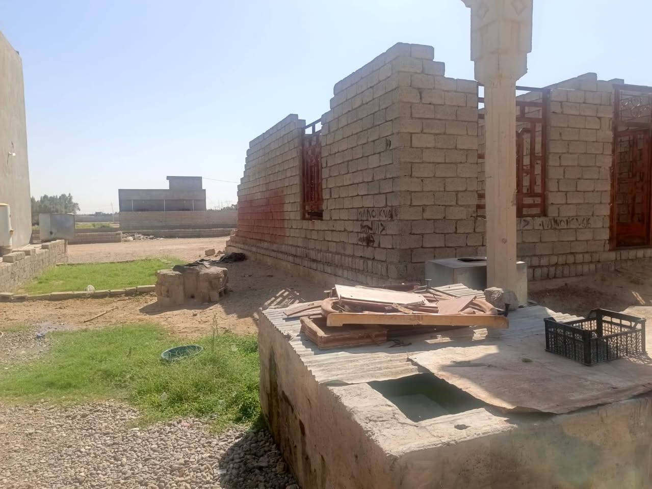 المالحة الغربية • ٤٠٠م • هيكل للبيع