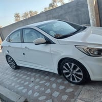 اكسنت موديل 2016 كفاله عامه ماشيه 160 اصل سياره جديده فول مواصفات محرك...
