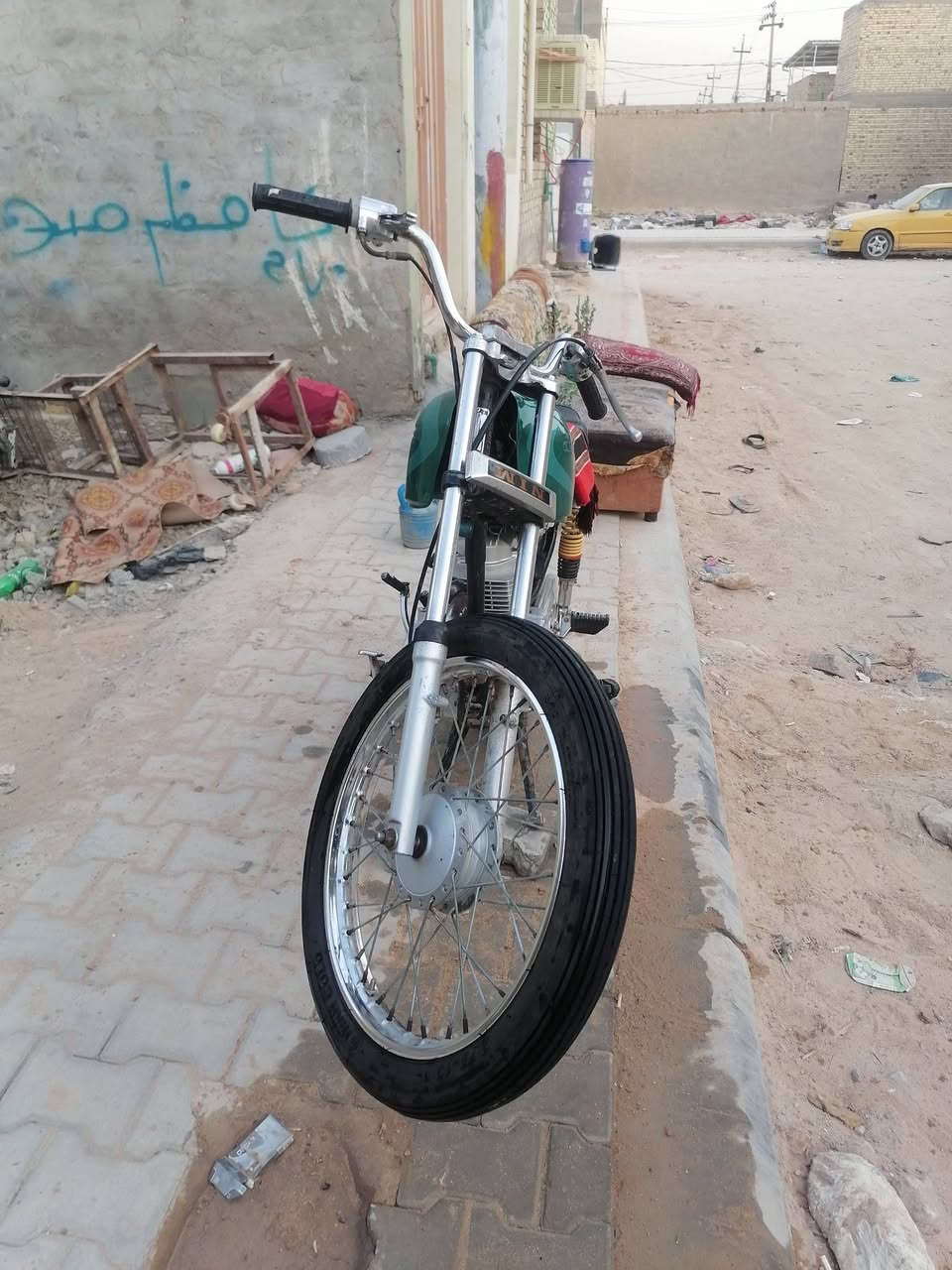 سلام عليكم دراجه لبيع
سكنر 6 اوراق 

مديل 23 

السعر 450 و بيه مجال حك الجيه 
مكاني نجف مكلف ب نشر تواصل رقم و واتساب فقط ***********
