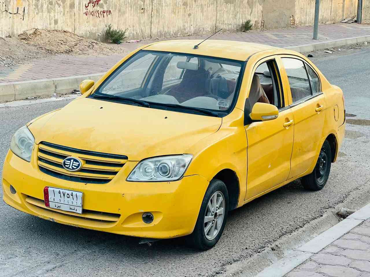سلام عليكم تحيه طيبه الجميع فاو صفره موديل 2016 سنويه نافذه من 25 سياره رقم واسط مشروع وطني تحويل ثاني يوم جاهزه علمن تخم تاير كهربايات غرفه جديده سياره عوزها ترتيب شي كلش بسيط. مكينه وكير خير من الله لا تنقيص ولا تبخير كير عادي مكان سياره واسط الكوت مركز المدينه الشراي يتصل السعر المطلوب 30 وبيها مجال الشراي 
***********
