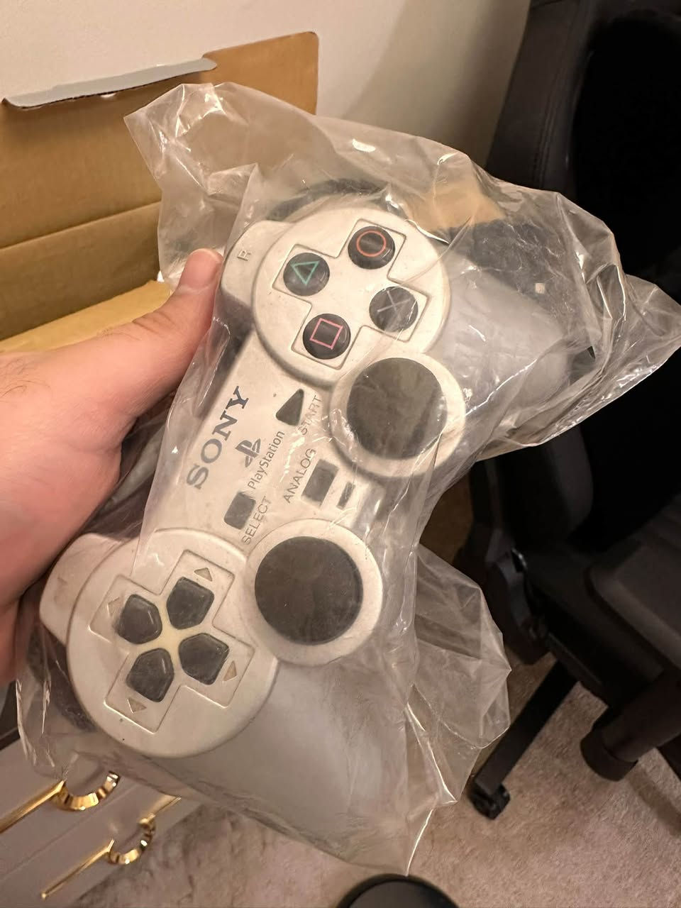 PS2 سليم • ريجن امريكي • ملحقات أصلية