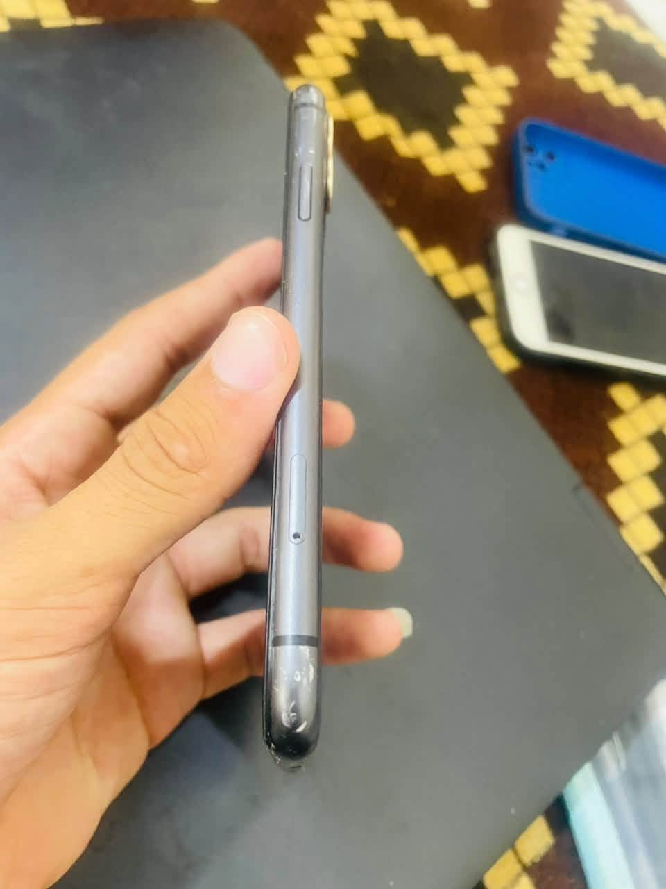 آيفون ١١ • نضيف • بصمة وجه مشكلة