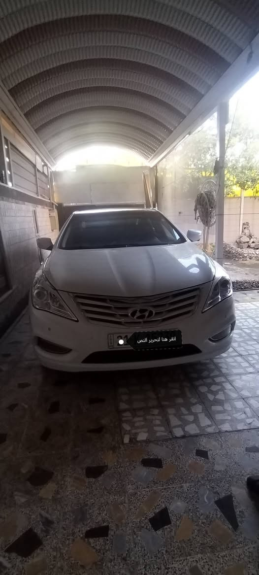 ازيره للبيع سنويه رقم  دولي ستوني مجددهه بسمي رقم سليمانيه  بيهه صبغ بل بنيد والدور الخلفي صبغ قليل بدون داخل فول مواصفات موديل ٢٠١١ السعر ١١٥ مكان السياره نجف قرية الغدير للإستفسار اكثر على الرقم ***********
