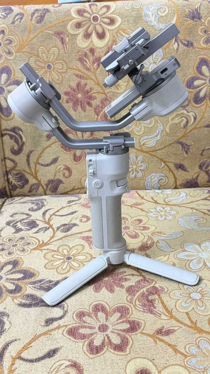 📸 للبيع | DJI RS 4 Mini + بلاطة
جيمبل DJI RS 4 Mini للبيع، وياه بلاطة، مناسب لتصوير الفيديو والمحتوى الاحترافي 🎥

✅ حالة ممتازة
✅ تثبيت سلس وثابت
✅ خفيف وسهل الاستخدام
✅ وياه البلاطة
✅ جاهز للاستخدام

💰 السعر: 375 ألف دينار

متوفر توصيل
📱 واتساب فقط: ***********
