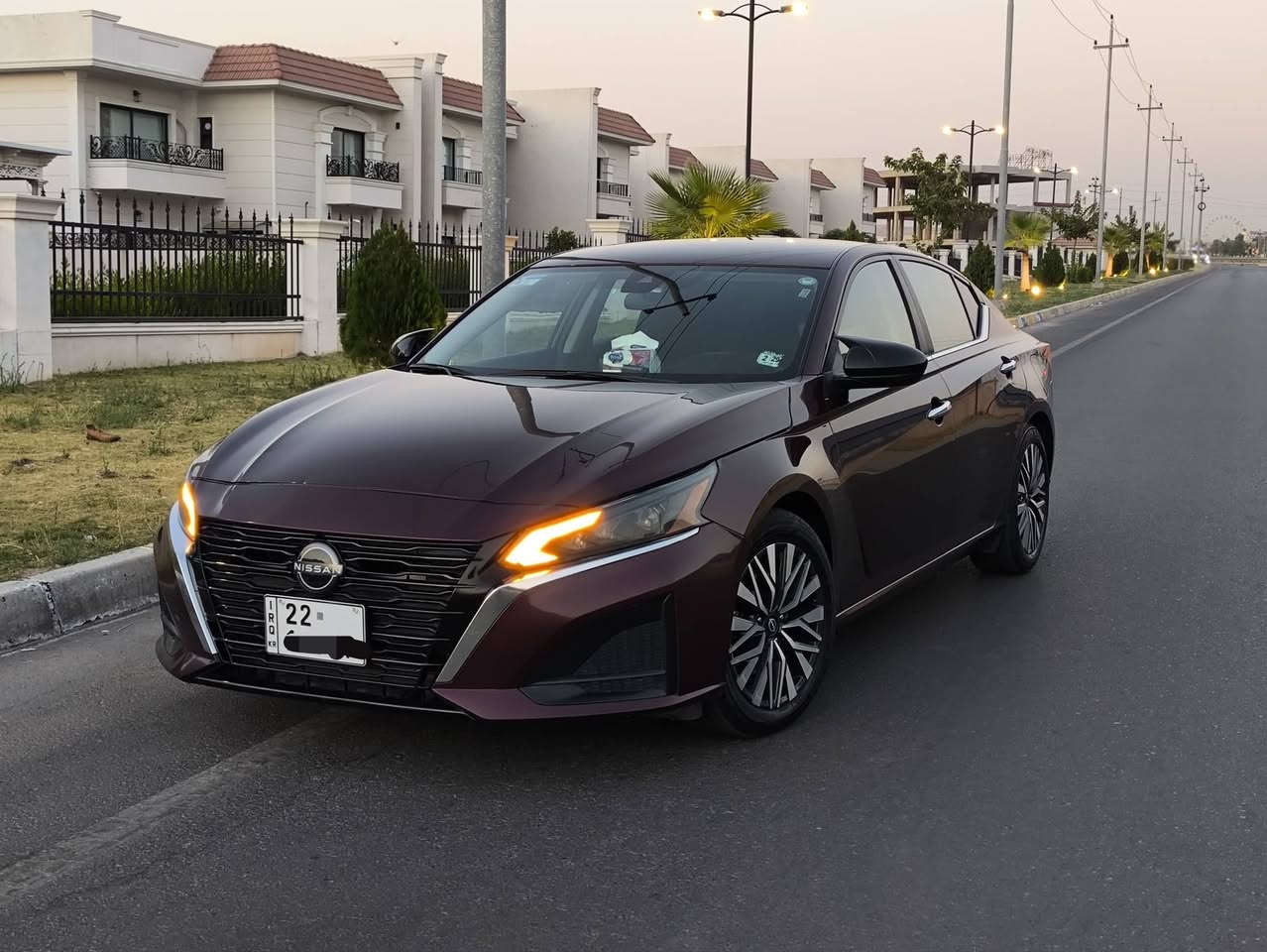 🚘 للبيع نيسان ألتيما 2024 SV – ماروني مميز 🔥
✨ المواصفات:
• موديل 2024
• فئة SV
• لون ماروني مميز
• ماشية 51 ألف ميل 
• رادار أمامي + خلفي + جانبي
• نظام النقطة العمياء
• نظام الخروج عن المسار
• السيارة بأسمي – تحويل ثاني يوم
• دهن گير جديد مبدل

🛠️ حالة السيارة:
• بدون قطرة صبغ
• بدون شاصي
• بدون دواخل
• الحادث موضح بالصور دعامية بس
• فقط إيرباگ الستيرن والبردة متضررات بسبب الحادث
• بيها طعجة بسيطة بهلال الجاملغ، مامصلحة
مكاني اربيل

https://bid.cars/en/lot/1-52744595/2024-Nissan-Altima-1N4BL4DV8RN383463#

💰 السعر: 159 او مراوس بتيسلا 3
🔥 وبيها مجال للشراي
واتس اب ***********
