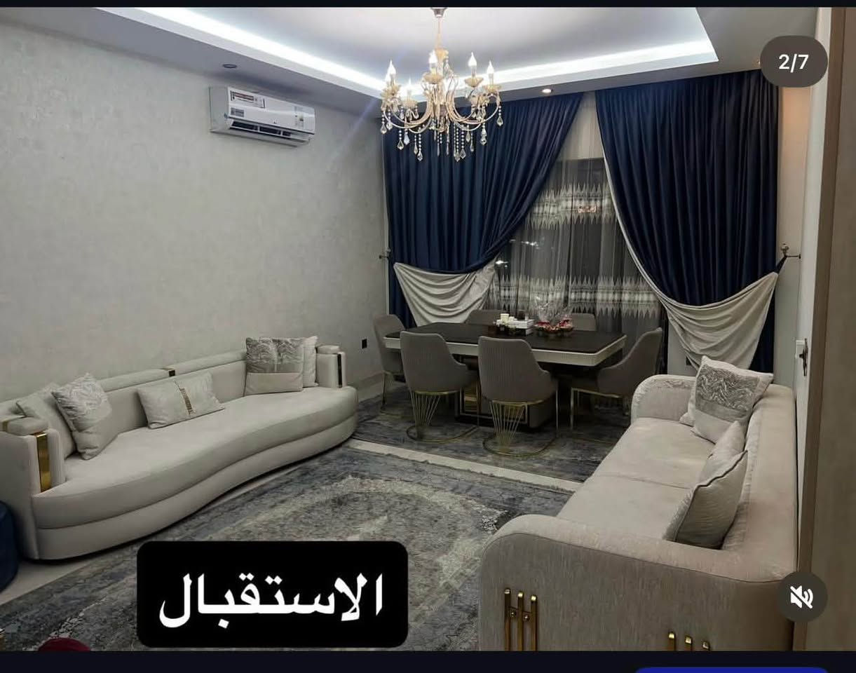 👑🏡 إعــلان رقــم ٨٧٣ | فــخــامــة السكن تبدأ من هنا 👑

✨ شقة راقية للبيع أو الإيجار – بناية النخيل ✨

📍 كربلاء المقدسة | حي الحسين | شارع المصلحة

إذا كنت تبحث عن شقة بموقع راقٍ، خدمات متكاملة، وخصوصية عالية…
فقد وصلت إلى فرصة مميزة تستحق أن تكون ضمن خياراتك الأولى. 💎

🏢 تفاصيل العقار:
🔸 مساحة الشقة: ١٧٢ م²
🔸 الطابق: الثالث
🔸 جاهزة للسكن
🔸 ضمن بناية النخيل ذات الموقع المميز

✨ رفاهية متكاملة داخل البناية:
🏊🏻‍♂️ مسبح
🏋🏻‍♂️ صالة جم
🛡️ حراسة وأمن على مدار ٢٤ ساعة
🚘 موقف سيارات خاص لسكان البناية فقط
🔐 خصوصية وأمان وراحة في مكان واحد

🔄 والأجمل… خيار الاستبدال متوفر!
يمكن استبدال الشقة بقطعة سكنية في:
📍 حي التعاون
📍 سيف سعد

💰 فرصة سكنية واستثمارية مميزة في قلب كربلاء…
موقع راقٍ، خدمات متكاملة، وبناية توفر لك مستوى مختلف من الراحة.

🔥 لا تفوّت الفرصة… اتصل الآن واحجز موعدك لمشاهدة الشقة.

━━━━━━━━━━━━━━
🏆 الظلال العقارية 🏆
خبرة… ثقة… وفرص عقارية مميزة

📞 للاستفسار والحجز:
***********
***********
***********

📍 كربلاء المقدسة – حي الحسين – شارع المصلحة
━━━━━━━━━━━━━━
✨ الظلال العقارية… نختار لك الأفضل ✨
