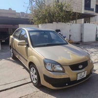 عندي كيا ريو 2008 خليجي محرك 1600 دوش كلها عالبلاد بلاديه بدون صبغ الص...