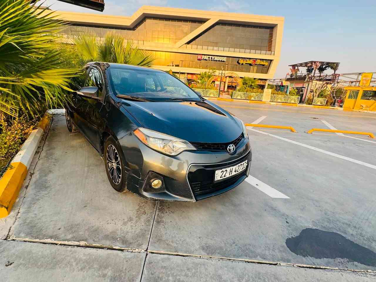 سلام عليكم كورلا اس 
موديل 2016 نيلي 
ضرر قطعة وحدة 
سونار منشور
السيارة جديدة 🚙
رقم اربيل جديد سنوية جديدة 🚦
كير مكينة كفالة 
تخم تاير 
ويل شركة ابلاد🛞
داخل جديد كلش ومغلف 
مواصفات 
كشن جلد 
اشاير بل مري 
كامرة شاشة ابلاد 
مكان ديالى بعقوبة الجديدة 
الاستفسار اتصل او واتساب 
*********** 
السعر 115 ورقة 💵📃

