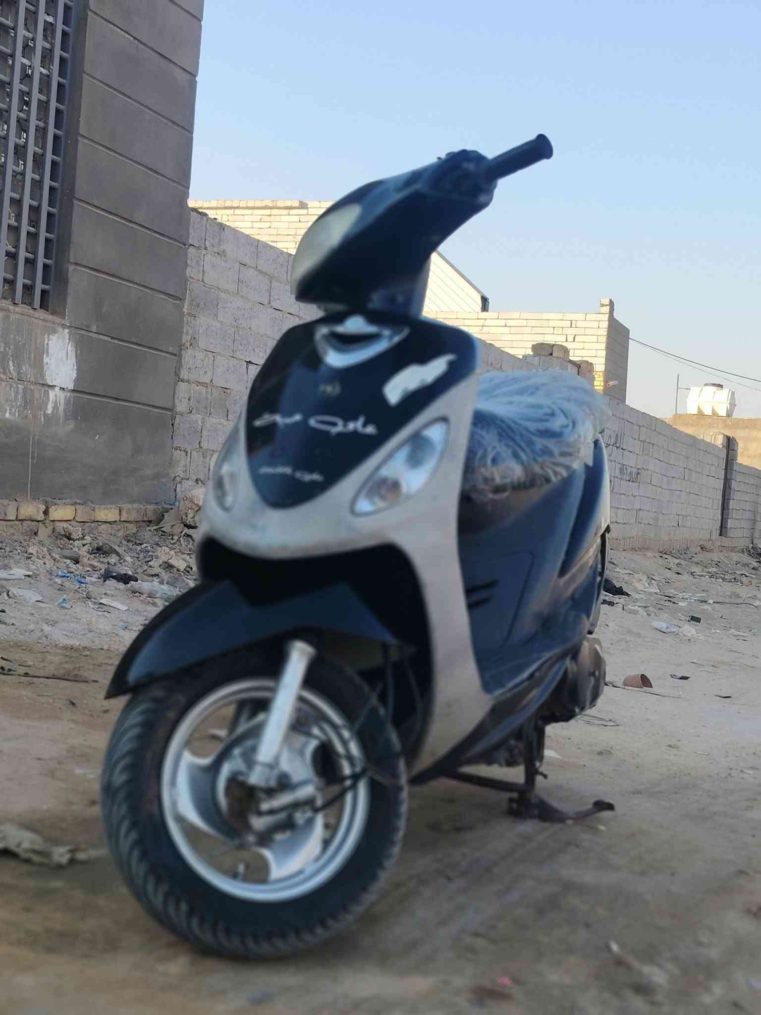 السلام عليكم ماكس منغولي لبيع 🪬
دراجه نضيفه فول كهربائية كله شغاله سلف نكره 

ربع ما تصرف عليهه دراجه جاهزه وبلاديه 49 مفتوحه 

كفرات ختم واحد دراجه نضيفه وخير من الله 

السعر مناسب راسلني خاص او وتساب (***********)

مكاني دوانيه حي العسكري الشراي بي خير ويتدلل 🍂
