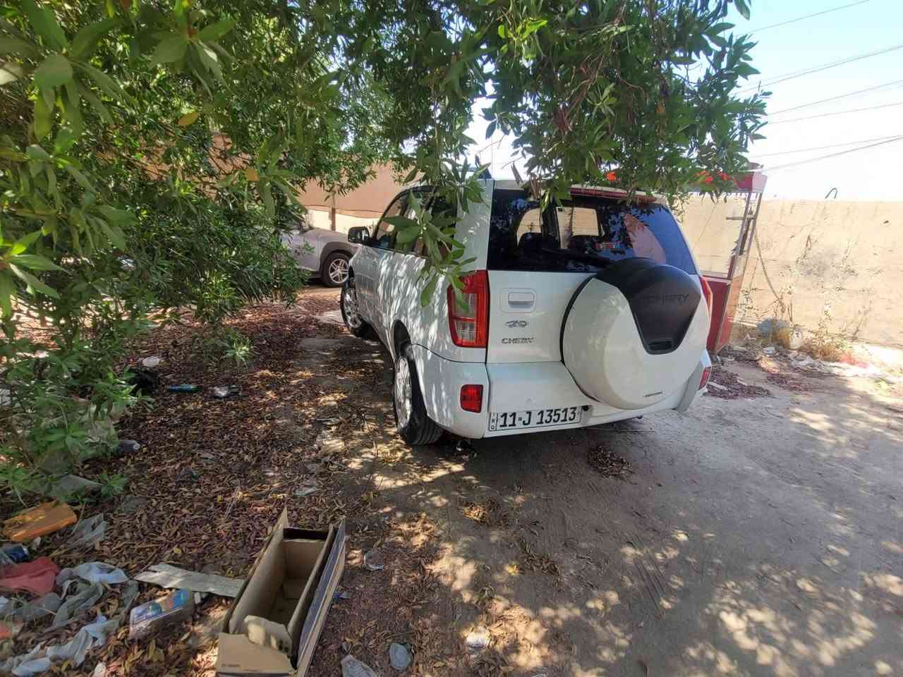 السلام عليكم 
تيكو ٢٠١٤ 
بغداد باسمي هزه جديده
كير ميكانيك مكينه ٢٠٠٠ 
بيها صبغ تعمير خياسات و جاملغ بصف سايق صبغ بدون داخل أو معجون 
سعر ٥٧ 
***********
