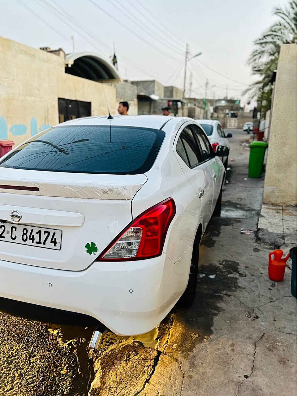 سلام عليكم نسيان سني كفاله عامه ماعده طخه بصيطه كلش بل جاملغ الامامي مال السايق الباقي كفاله تبريد ثلج حداده 50/100 السياره نضيفه حيل ماشيه 90الف تايرات جدد للستفسار *********** البصرة, العراق
