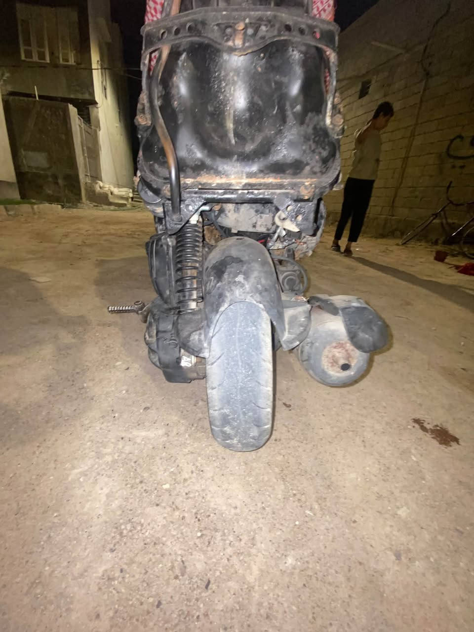 السلام عليكم
 فراشة مكينه رمبه اسبوع من منزله كاملة 
مكمله حربيه عوزها بس كفرات مابيه اي نقص مكاني البصرة ابي الخصيب 
سعر 380 وبيها مجال حك الجيه 
***********
