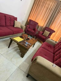 تخم 10 قطع للبيع اكو بعد قنفة ثنائية للاستفسار 07704535387