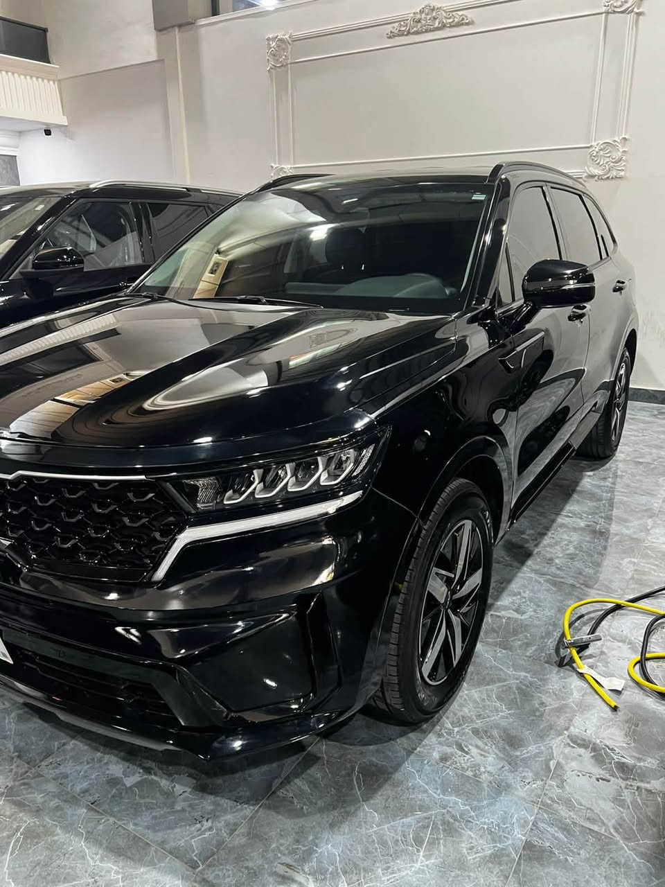 ⸻

🚗  Kia Sorento 2023 (VIN: 5XYRL4LC5PG219343)

للبيع: كيا سورينتو 2023 – فئة S
بسعر  مناسب 

🔹 المواصفات الأساسية:

 • محرك 2.5 لتر بنزين

 • ناقل حركة أوتوماتيك

 • دفع أمامي FWD

 • شاشة كبيرة + كاميرا خلفية

 • 3 صفوف مقاعد – 7 ركاب

 • نظام أمان كامل (Airbags – ABS)

 • كروز كونترول

 • سنسرات خلفية

 • دخول وتشغيل بدون مفتاح (Keyless)

 • تكييف أمامي وخلفي

 • جنط ألمنيوم

🎨 اللون الخارجي: أسود

🪑 الداخلية: أسود

📍 السيارة دخول جديد و رقم کاتی دهوك  

مکان سیارة دهوك 

‎‏‎سیارة بدون رقم تترقم شمالي 

⸻

🛠️ حالة السيارة:

 • صبغة قطعة واحدة فقط

 • الصبغ: جاملخ أمامي جانب نفر

 • باقي السيارة فابريكة بالكامل

⛽ المسافة: 30,000 ميل فقط

📞 للمزيد من المعلومات يرجى الاتصال:

***********
