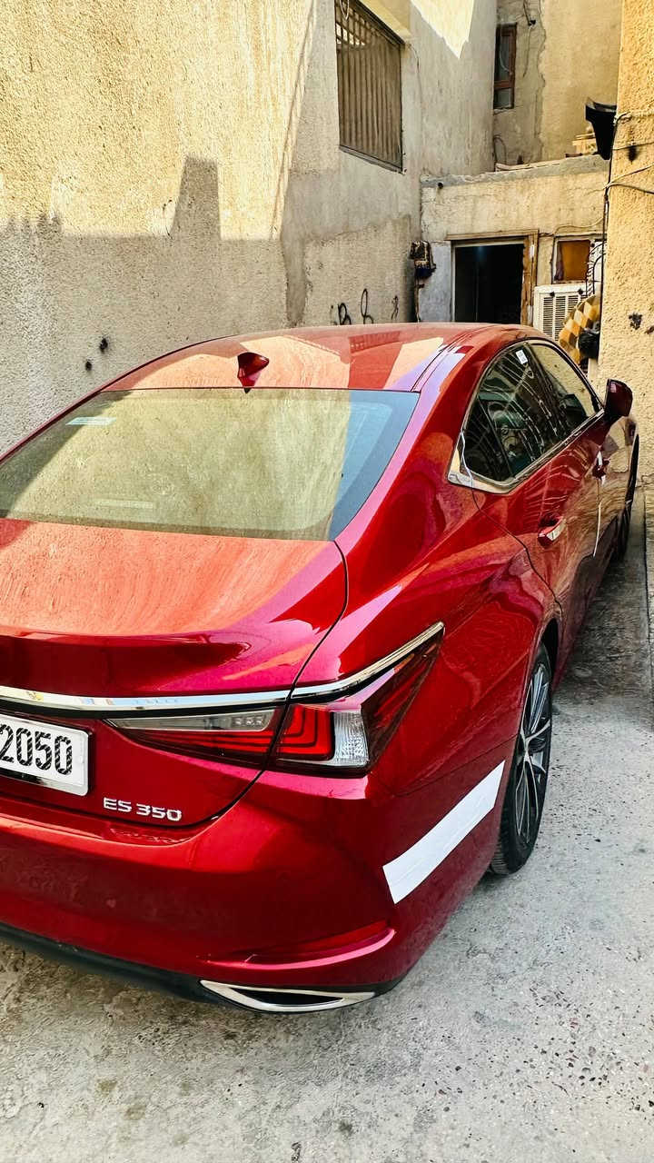 ✨ لكزس ES350 موديل 2023 – فخامة، نظافة، ومواصفات كاملة ✨
🚘 Lexus ES350 –موديل 2023 🤍 

 📍 السيارة كلها كبس داخل، وسيرفس شركة ساز 🔰 محرك 3.5 لتر 📊 الممشى: 39 ألف كم

وارد امريكي ✅ كلين تايتل ✅ فتحة سقف ✅ حساسات 360° ✅ كراسي كهرباء (السائق والراكب) ✅ تبريد للمقاعد (قطعتين) ✅ مستشعرات وقوف ✅ مانع الانحراف عن المسار ✅ توقف ذاتي عند الاقتراب من المركبات ✅ 3 وضعيات قيادة ✅ نظام النقطة العمياء ✅ إضاءة LED داخلية كاملة ✅ Auto Hol

💎 سيارة نظيفة جداً وجاهزة، مناسبة لمن يبحث عن الفخامة والاعتمادية.

📞 للاستفسار: *********** 

مكان بغداد نفق الشرطه 

للبيع او مراوس 

الــســعــر ✅ :: اتصل

_____________________________
