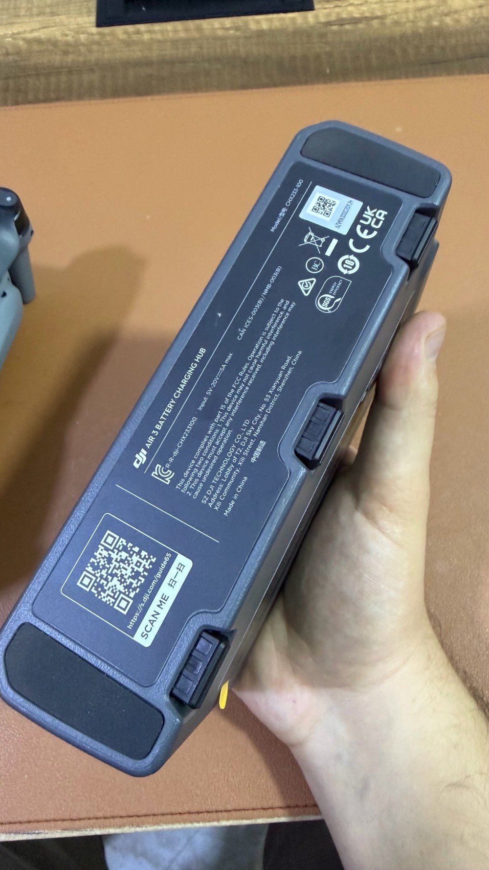 درون Air 3S للبيع  
مشحونه 6 مرات فقط 
نظيفه جداً  مابيه اي طخه او زلغ ولا مصلحه نهائياً

سبب البيع محتاجه فلوسه 

السعر  ((مليونين و200 غير قابل للتفاوض ))

مكاني كربلاء. ***********
رجاء الميعرف باسعارهن ليخابر ولا يراسل
