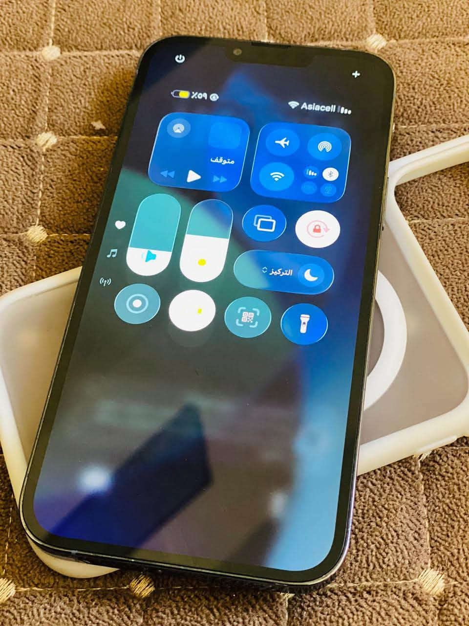 13برو ماكس
مبدل شاشا تفصيخ
بطاريه بلاديه ٨٣
ذاكره٢٥٦
تك
جهاز لوك شوفت عينك 
موصل جانب لأيمن 
واتساب ***********
