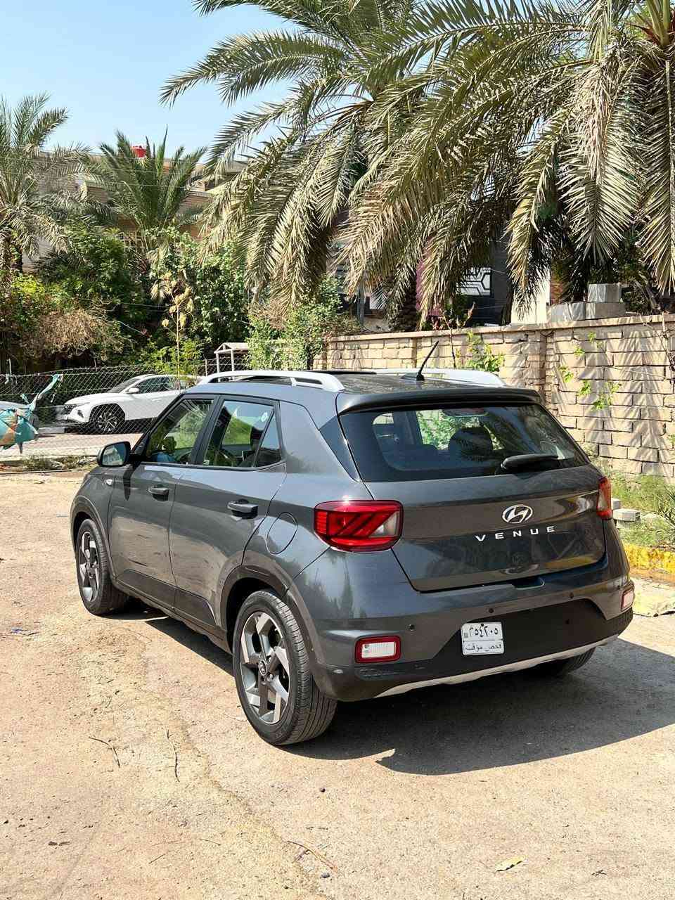 للبيع او مراوس هونداي فينو 2023 سياره جديده
للبيع هونداي فينو 
موديل 2023
وارد امريكي ضرر
 جاملغ ولبنيد 
وصبغ جاملغ خلفي 
اثر طخه بصيطه 
مكينة 4 سلندر 
 1600 دوش 
عمليه وقتصادية
وتمشي ع البانزين العادي
فول مواصفات للخير 
رادار امامي
رادار خلفي
رادار جانبي 
شاشه جبيره 
عينه كترونيه دجتل 
شاشه كبيره 
فتحه سقف 
نقط عمياء 
كشنات لونين 
وبعد هواي مواصفات
ماشيه 40 الف ميل  
سياره جديده كلش 
جميع ملحقاتة موجوده 
بدون رقم حره
سعره 118 
مكاني بصره معقل 
***********
