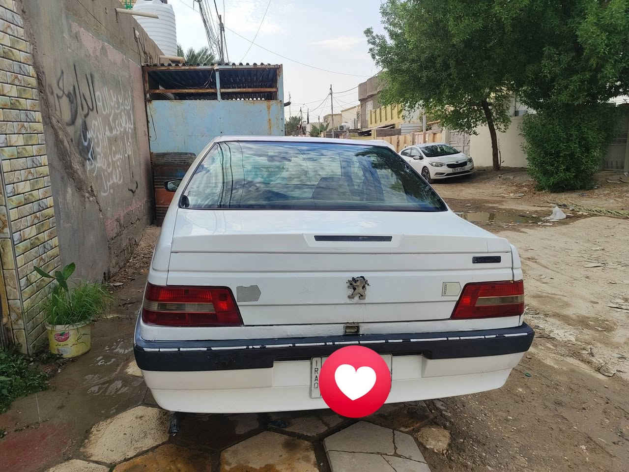 بيع او مراوس حسب القناعة
بيجو 405 سيارة خير من الله كير مكينه تبريد حدادية خير من الله
بيها ملاحضات تكحيل مامصبوغة
اصعد وخذ تراي وين متريد 
سيارة مال جناي 
30 ورقه  بيها مجال قليل مكان نجف مناذرة 

***********
