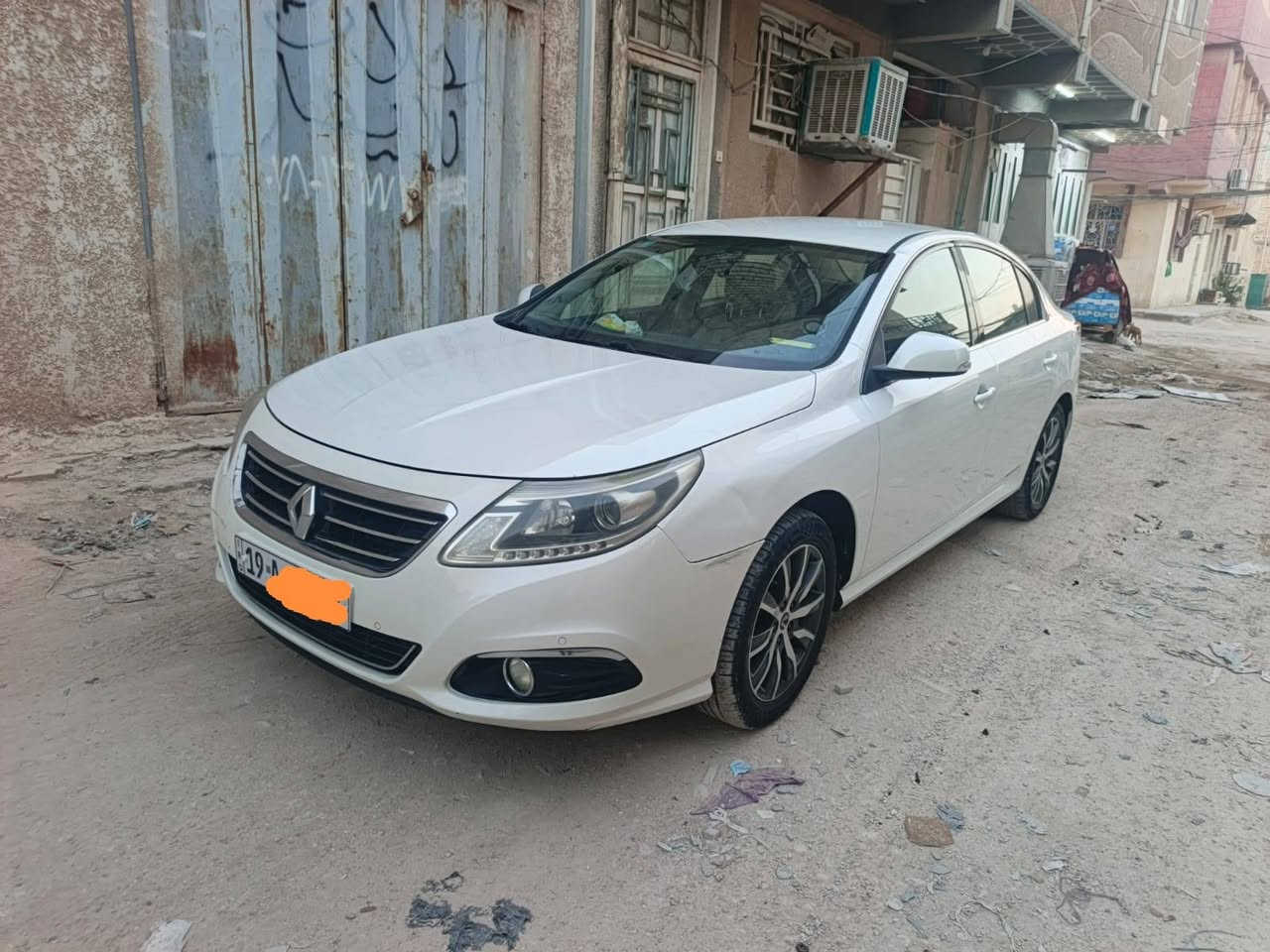 رينو نيو سافران موديل 16 محرك 200
السيارة بيه بارد فقط وشخوط بسيطة 
السعر 98 وبيه مجال 
او مراوس محتاج فرق 
***********
السيارة بأسمي السنوية لل 2029
مكان السيارة كربلاء
