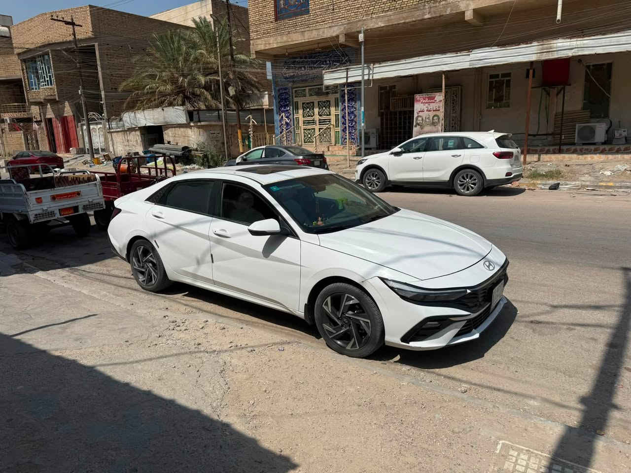 الانتره موديل 2024  خليجي كفاله مشايه 76 السعر 175
***********
