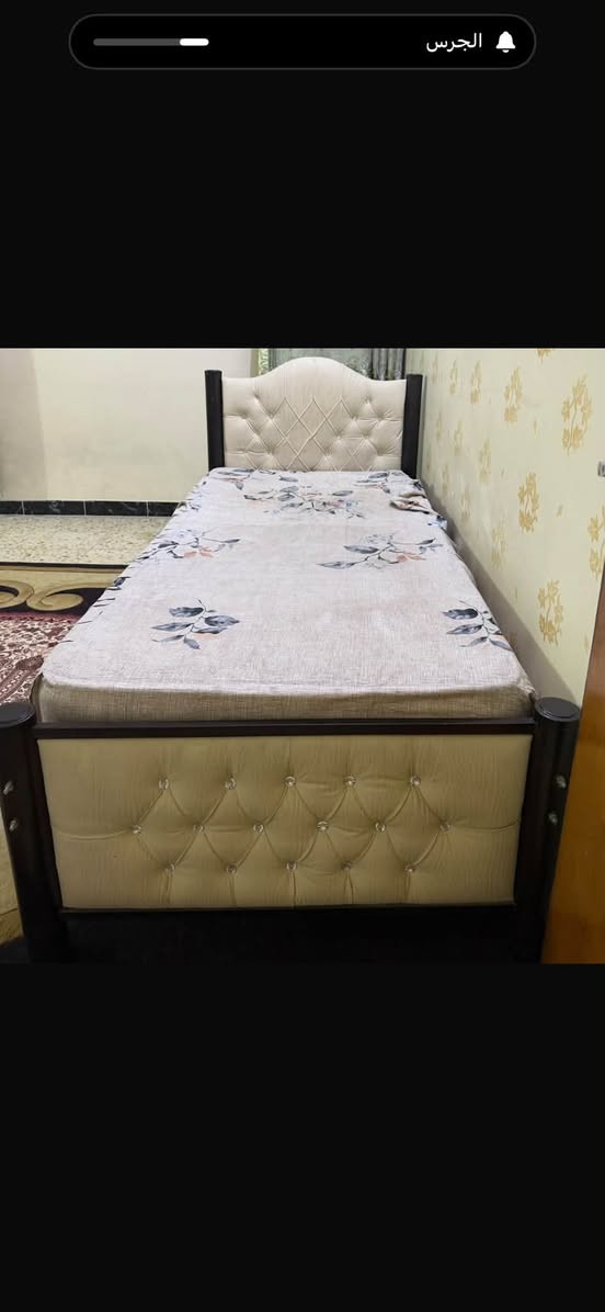 جربايه جديده اسعمال قليل بسعر مناسب
+964 770 389 1921

نص مكتوب في الصور:
- الجرس