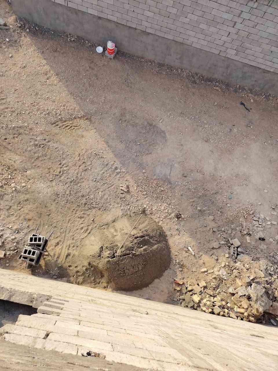 يالله ونج تصعيد مواد البناء + نشر بلوك + نشر طابوق +تنضيف بيوت +تدخيل سبيس + تعديل تراب + جميع مواد البناء بنسب الاسعار مكاني بلدروز ***********
