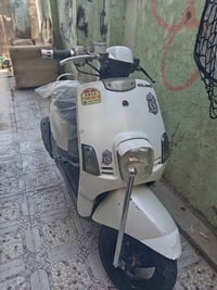 بوليس • ٢٠٠٨ • ختم واحد