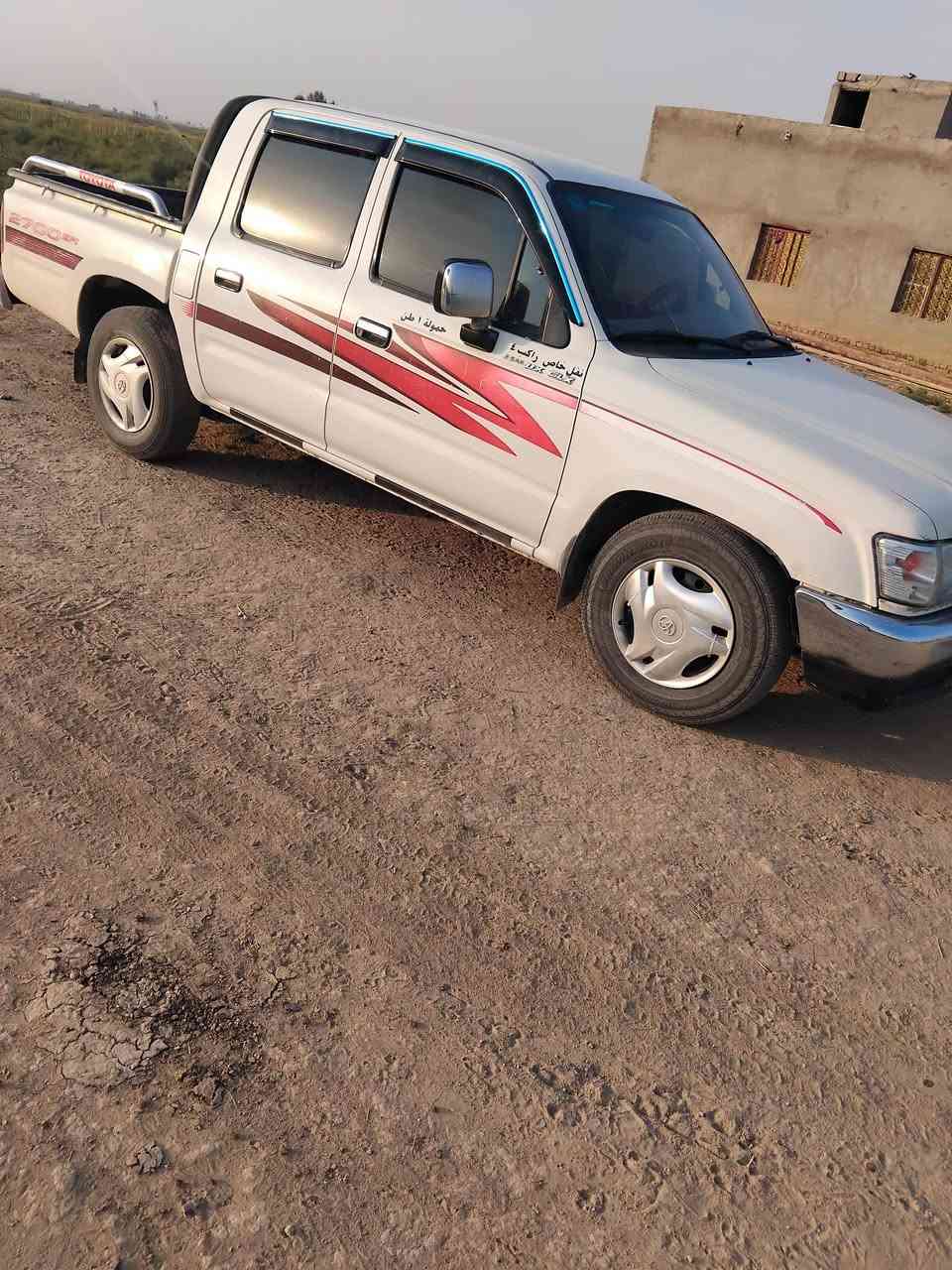 السلام عليكم بيكم موديل 2002 السياره بيها باردات قليلات ما يعوكن الشراي باكتارها السياره تصلح مراوس او بيع سياره ما ناقصها برغي ع وضع الشركه ***********
