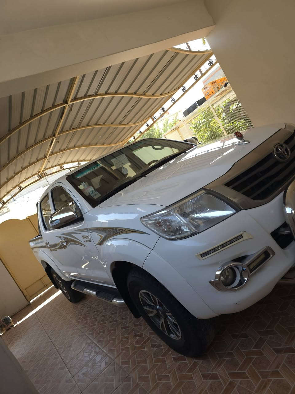 السلام عليكم فور ويل موديل ١٥ كفاله عامه وسونار موجود مكان ديالى بعقوبه
سعر ٢٤٥ وبيه مجال  ***********
