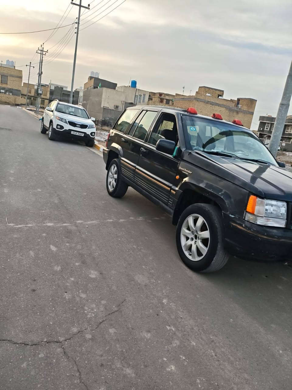 سيارة جيب شيروكي ستيش 95 مكينة وگير 2.5 الكهربائيات الي بالسيرة شغالة كلها والحدادية نظيفة
التايرات نظاف بديها حلو ما بيه اي ضربة السيارة جاهزة من كل شي 
الي ياخذها ما يصرف عليها بس الدهن وبانزين 
المكان: ناصرية مركز
السعر: 35 وبيها مجال
الرقم: *********** متواجد بيه واتساب
مكلف بنشر
