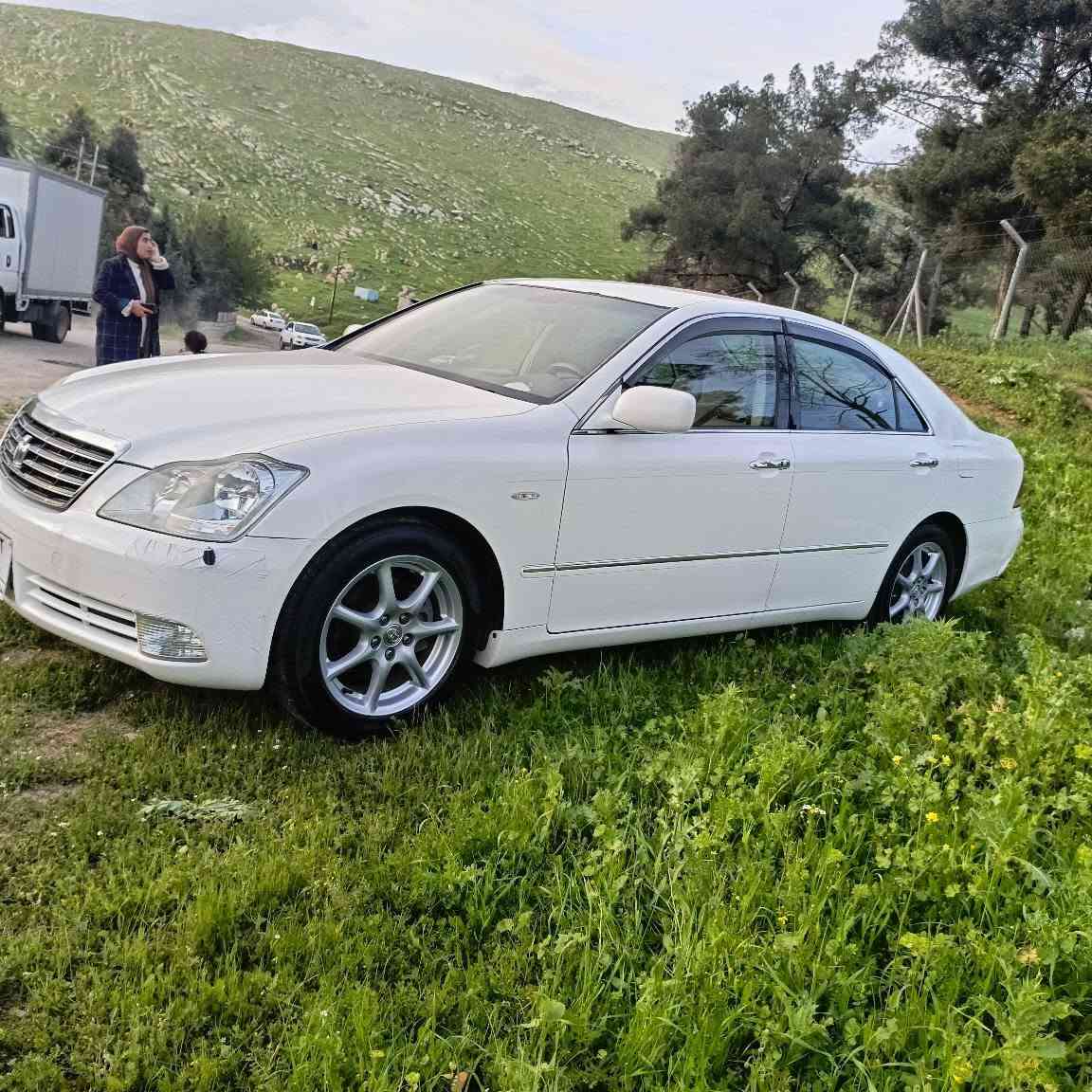 شاهانە180گێڕومەکینەبچووک ناوزەرد2دوگمەـ5بەسمەماڵی خۆمە هی مەعرەز نیە 42هەزاری هەقیقی ڕۆشتوە بۆیاخی ئێرە و ئەوروپاشی نیە 2دەسی کردوە تائێستە کۆدکراوە بەناوی خۆمەوەیە کامل سێرڤس کراوە دینارێک مەسرەفی تیانیە. 
سعریشی 68گەڵا و مەعامەلە
تکایە جوابی مەسج و کۆمێنت نادەمەوە 
***********
*********** السليمانية, العراق
