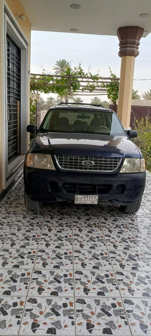 السلام عليكم
للبيع فورد اكسبلور موديل 2003 محرك 6 سلندر كير تعليك محرك وكير مكفول تبريد 3 قطع شغال ثلج استيراد خاص مكفولة من ضربة بيها طخات بسيطة باسمي تحويل ثاني يوم السعر 68 وبيها مجال 
للاستفسار ***********
