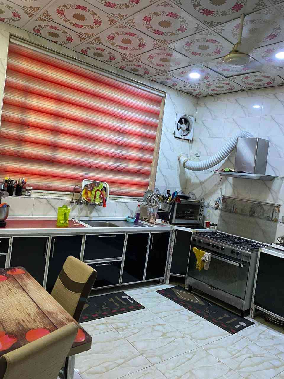 شارع ستين • قرب ايا صوفيا • ٢٠٠م