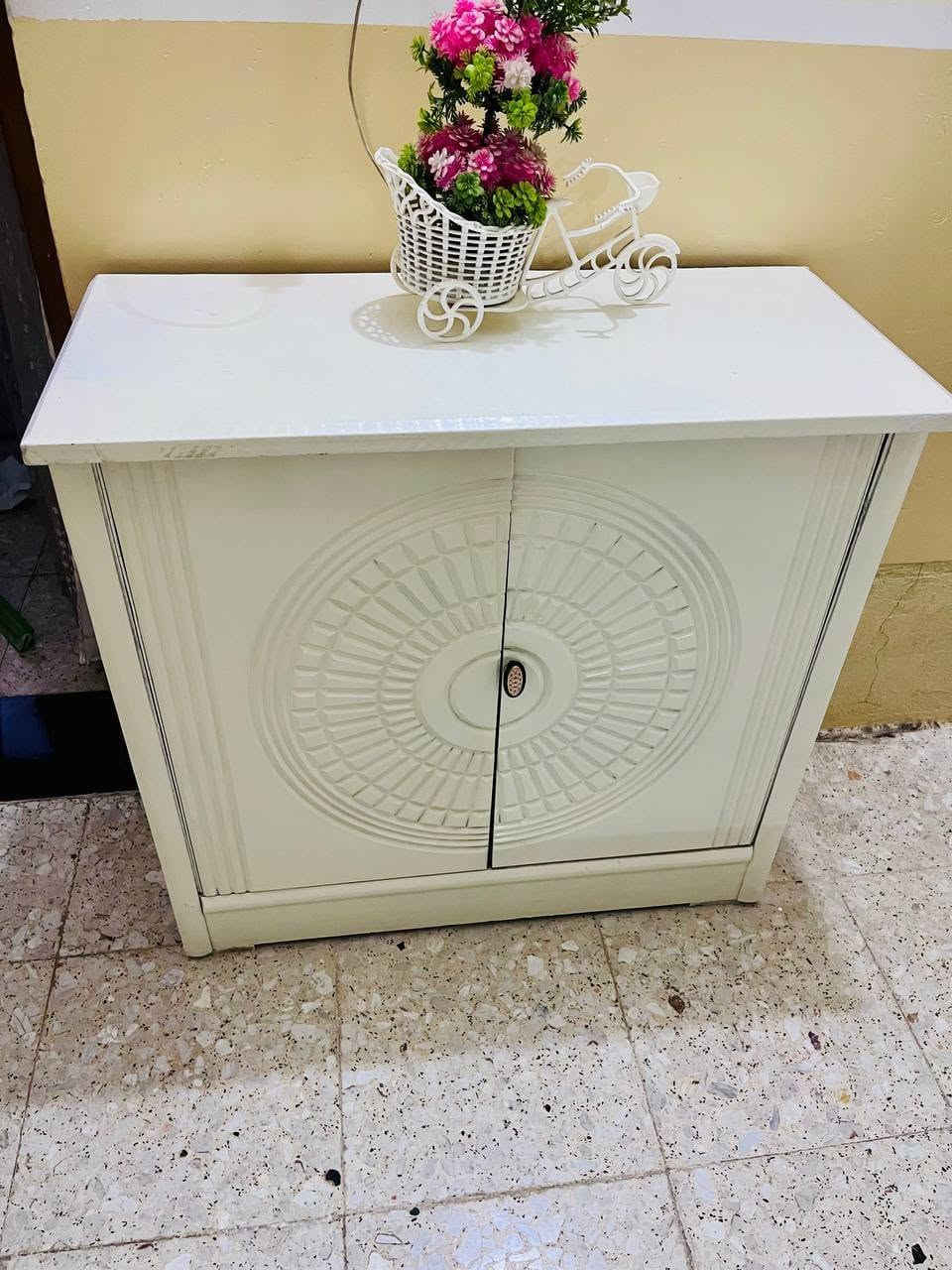 غرفة نوم عراقية بيضة 🤍
تفصال عراقي أصلي  صاج أصلي
شغل مرتب ومتينة كلش وخشبها نظيف ومحافظ عليه
لونها أبيض ومرتبة وتفتح النفس وتناسب كل بيت 🌹

الغرفة جاهزة للبيع وبحالة حلوة
السعر مناسب

📍المكان: كربلاء
📞للاستفسار اتصال على :*********** مكلف بل نشر
