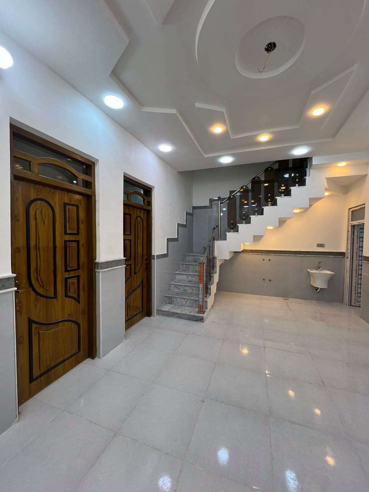 دار البـيع مغربه
المساحـه 160   طابو صرف 
جاهز للسكن  اللاستفسار   
    ***********
