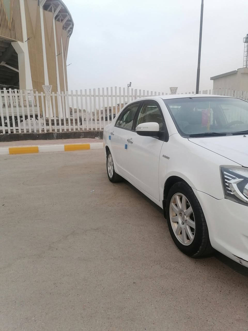جلي موبل 12
كفالة ضربة وتبديل وگير ومحرك وحدادية وتخم تاير تبريد ثلج  2بصمات تشغيل +عدة الشركة وياهه السعر 45 
***********
