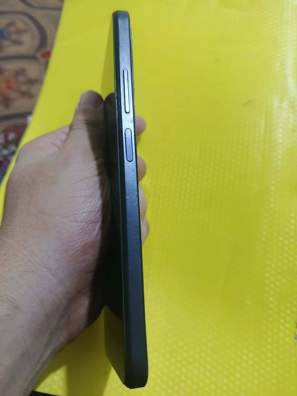 ريدمي نوت 12 ذاكرته ٢٥٦ مبدل شاشه وكاله شاومي
الشاشة: مقاس 6.67 بوصة من نوع AMOLED بتردد 120 هرتز.المعالج: ثماني النواة (Snapdragon 685 أو Snapdragon 4 Gen 1 حسب النسخة).الكاميرا الخلفية: أساسية بدقة 50 ميجابكسل.البطارية: سعة 5000 ميللي أمبير مع دعم الشحن السريع بقدرة 33 واط.
سعره ١٤٥ بيه مجال حك جيه فقط
*********** وتساب تواصل
